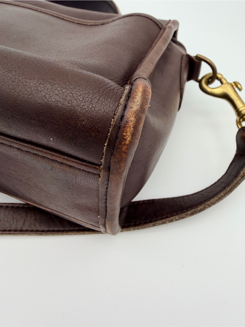 Coach Vintage Court with Brass Hardware L40-9870 Brown Leather Soft - Picture 9 of 14